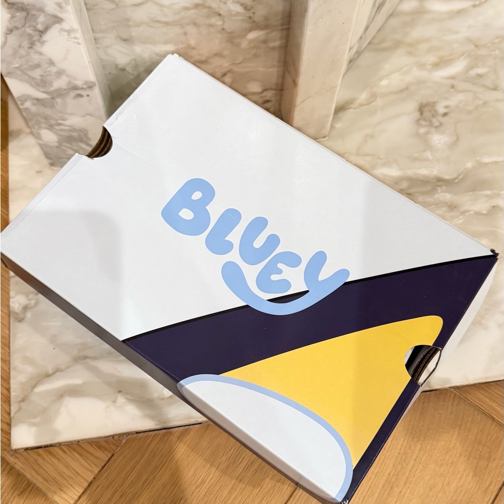 Converse Sky Blue Bluey Cartoon High-Tops - Picture 5 of 6